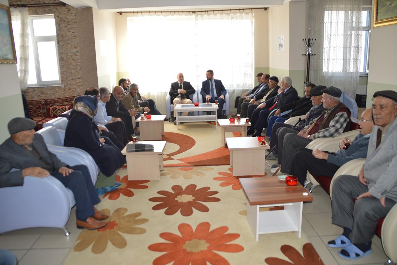 Ağrı İl Müftülüğü, huzur evi sakinlerini ziyaret etti